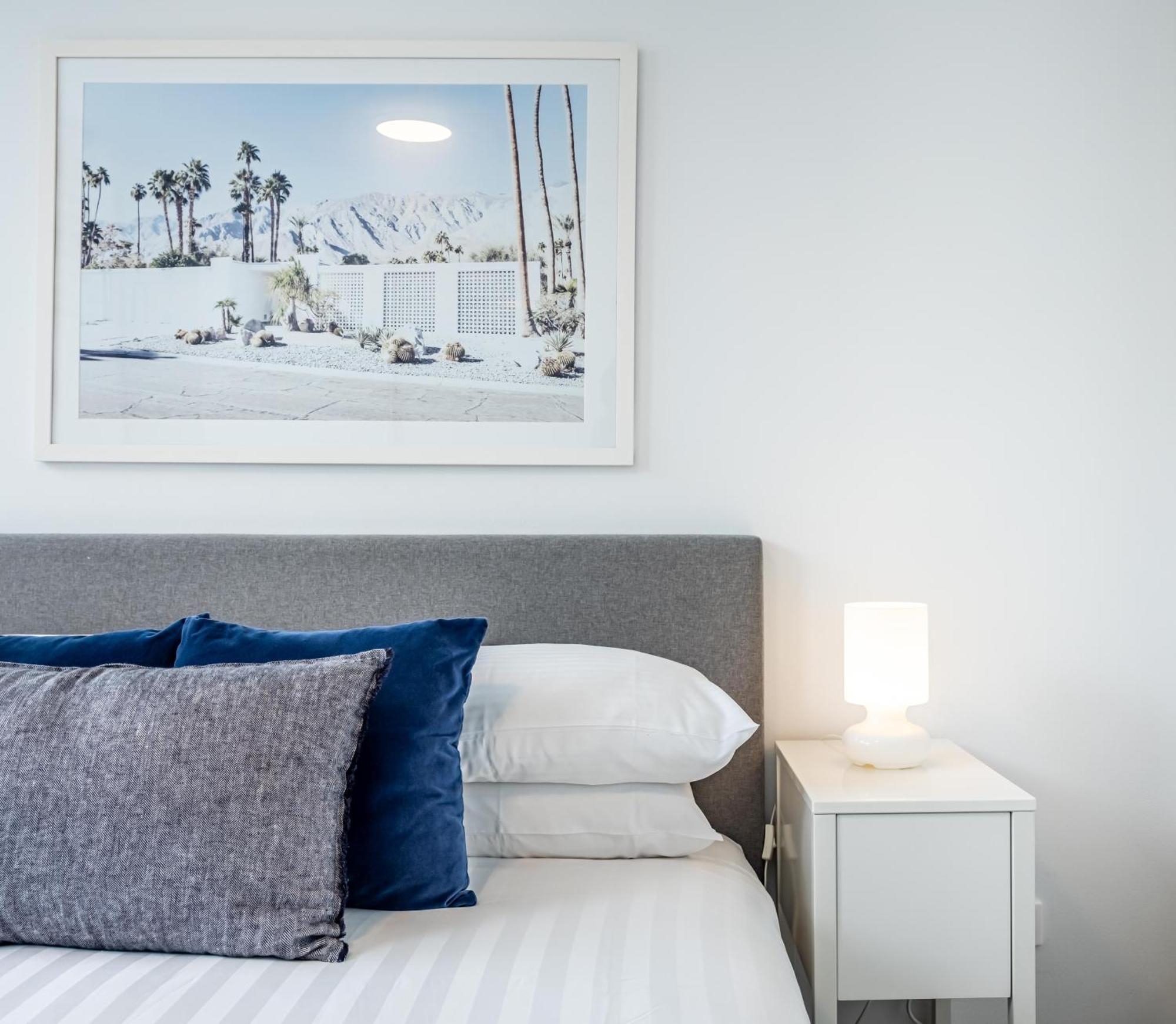 Chic Apartment Footsteps From Manly Beach Sydney Room photo
