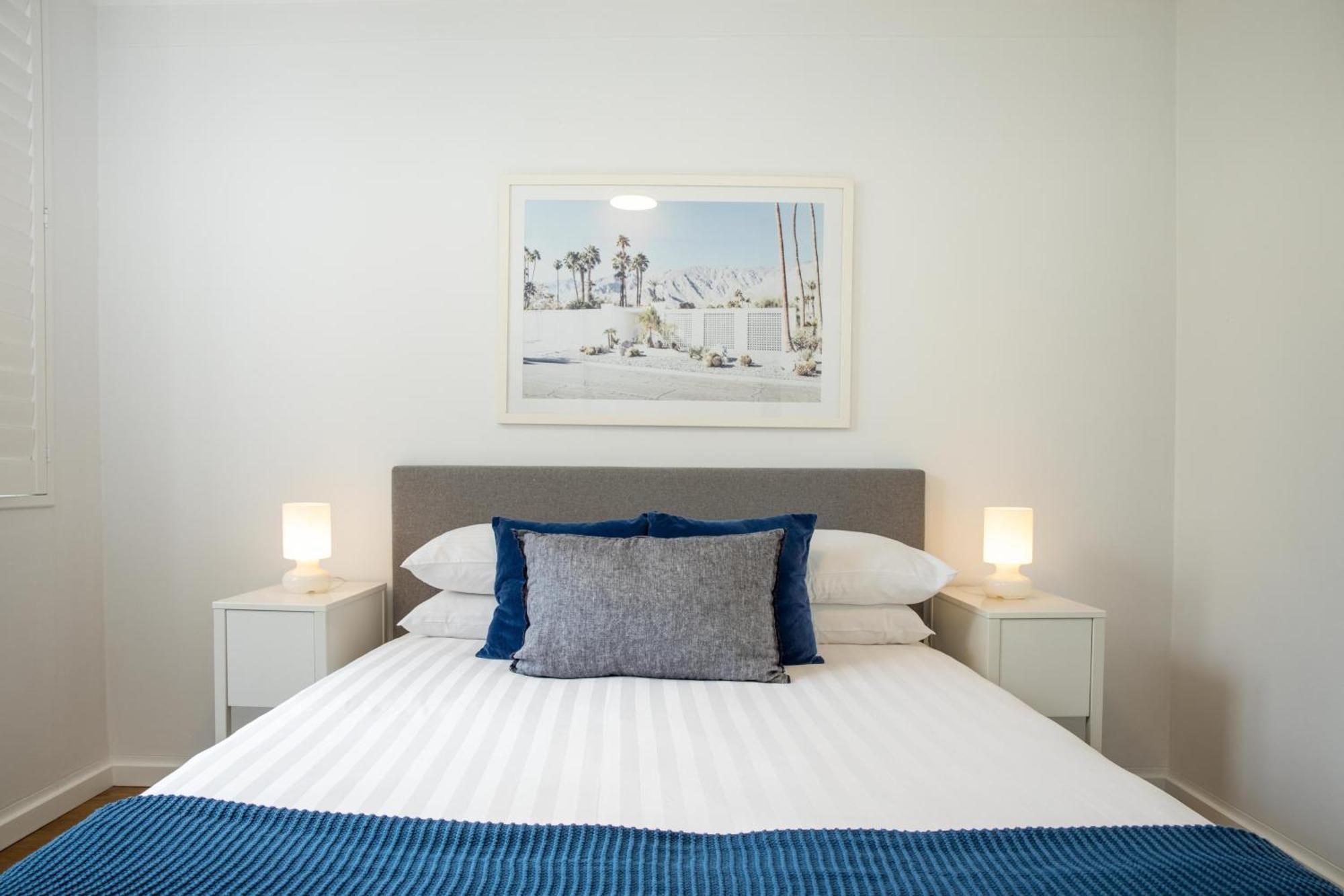 Chic Apartment Footsteps From Manly Beach Sydney Room photo