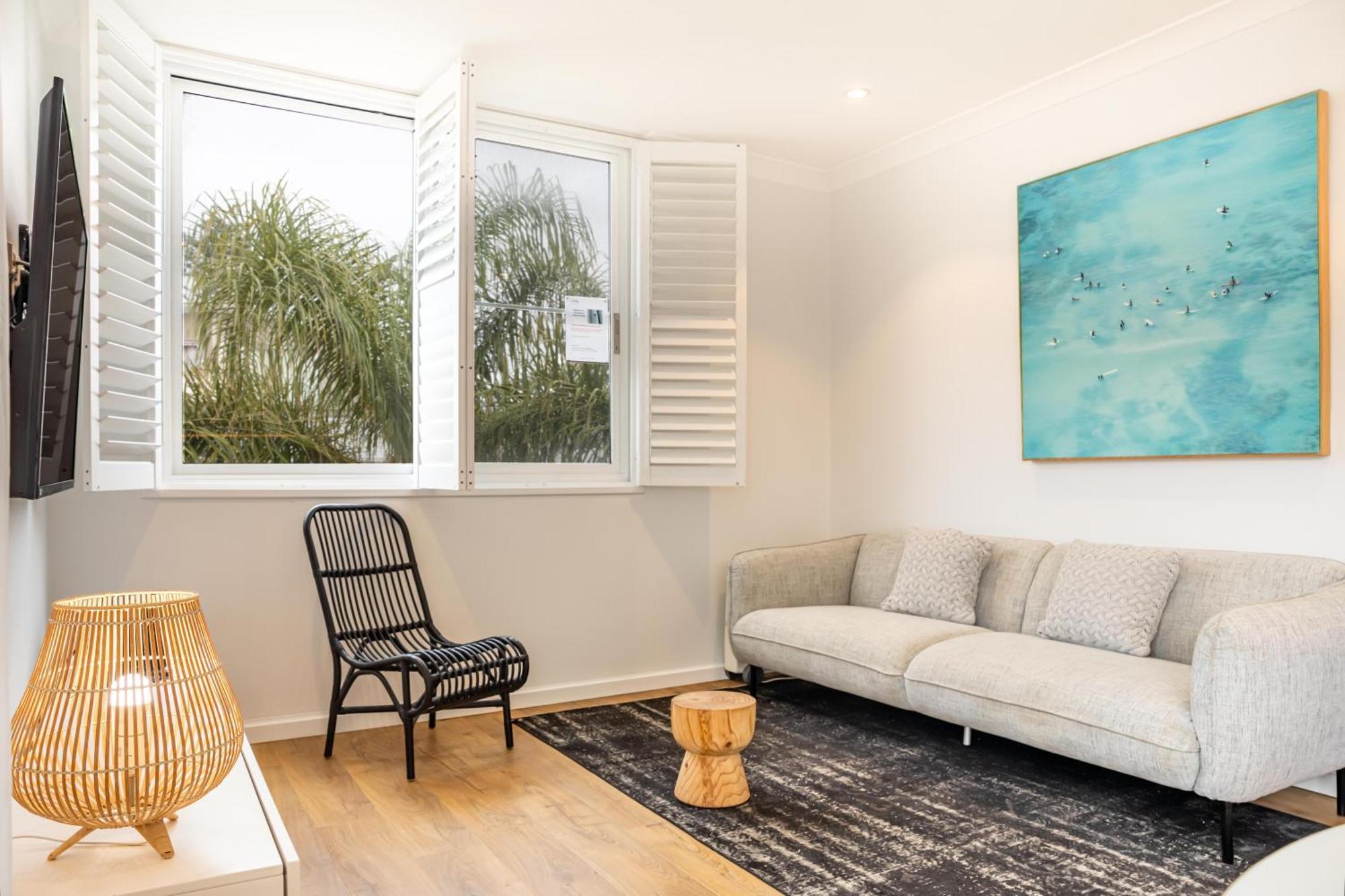 Chic Apartment Footsteps From Manly Beach Sydney Room photo